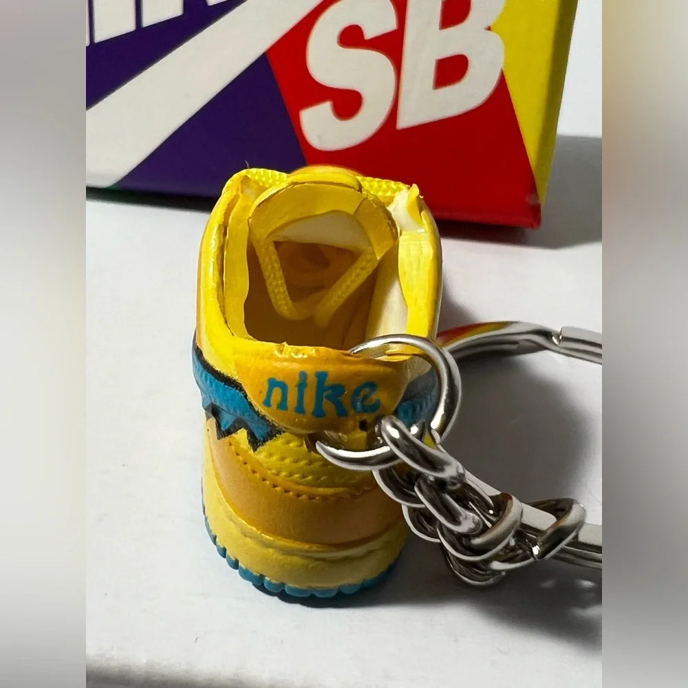 3D Mini Sneaker Keychains Yellow Blue‎ Lightning Swoosh with mini box